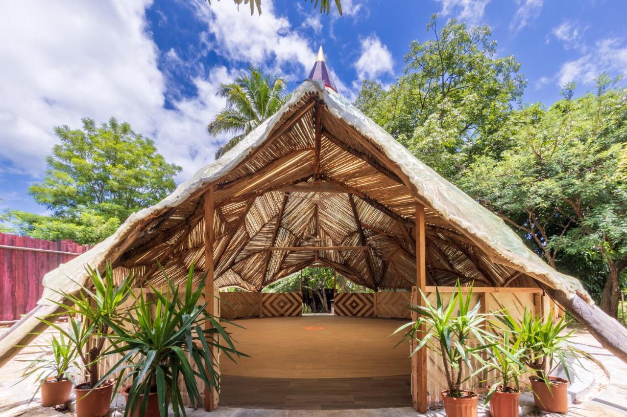 Latica Lodge Playa Negra Dış mekan fotoğraf